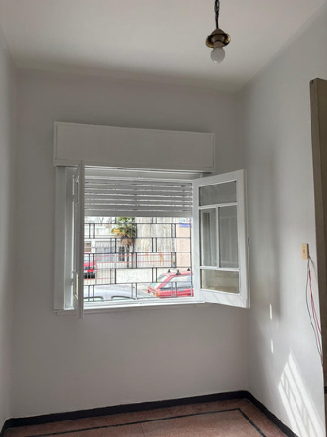 Casa ID.10543 - Linda Casa Amplia De 3 Dorm Con Patio 
