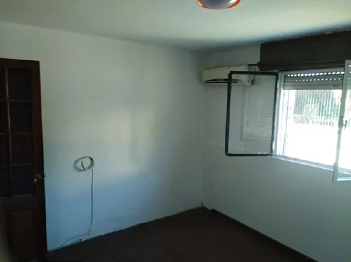 Casa ID.10593 - Alquiler Casa 3 Dorm 2 Baños Patio Parrillero 2 Cocheras En Brazo Oriental