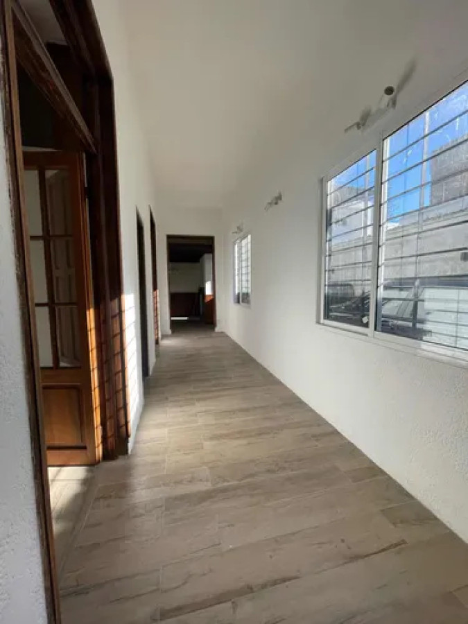 Casa ID.10733 - Alquiler Casa 3 Dormitorios Cochera Patio Azotea Parrillero En Prado