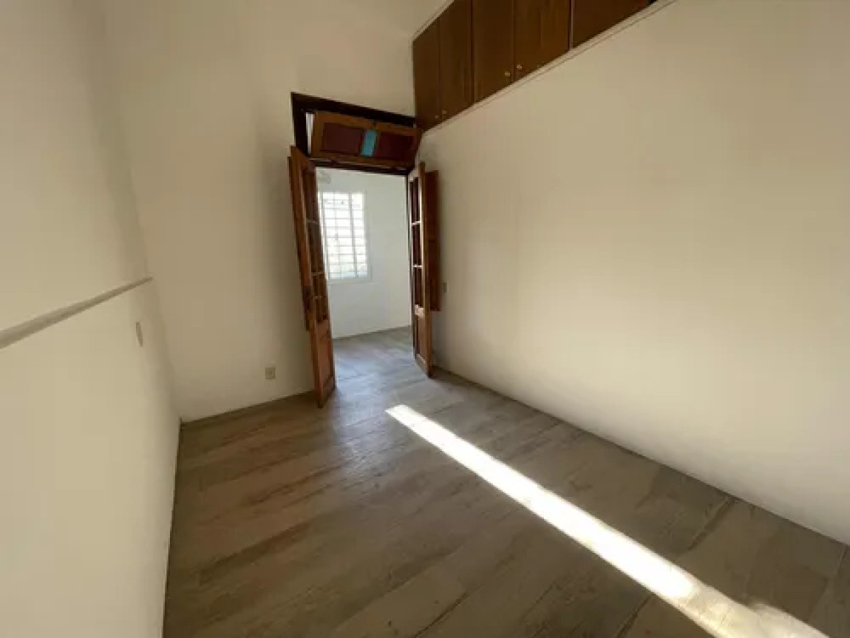 Casa ID.10733 - Alquiler Casa 3 Dormitorios Cochera Patio Azotea Parrillero En Prado
