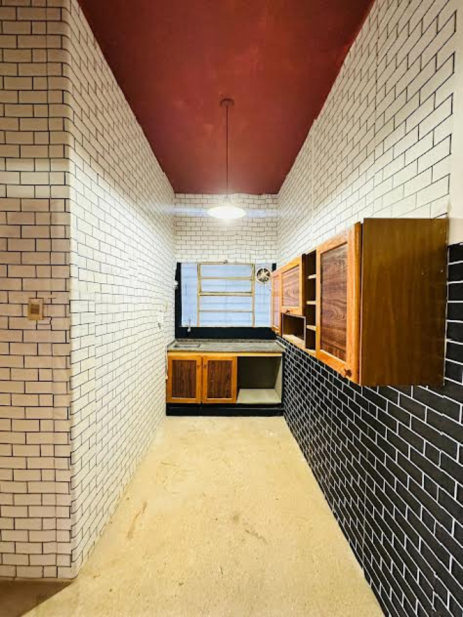 Casa ID.10846 - Oportunidad en Malvín Sur! Venta Casa En PH 2 Dormitorios Y Patio