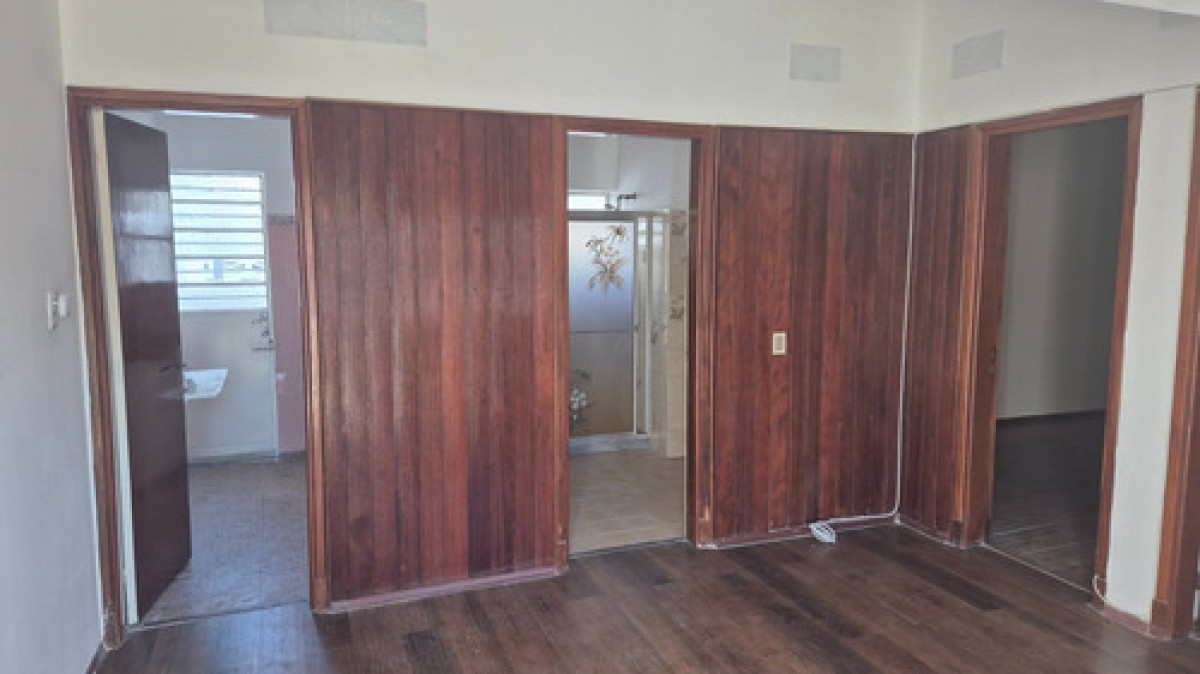 Casa ID.10939 - Confrotable Casa Con 2 Dorm Con Cochera Y Patio