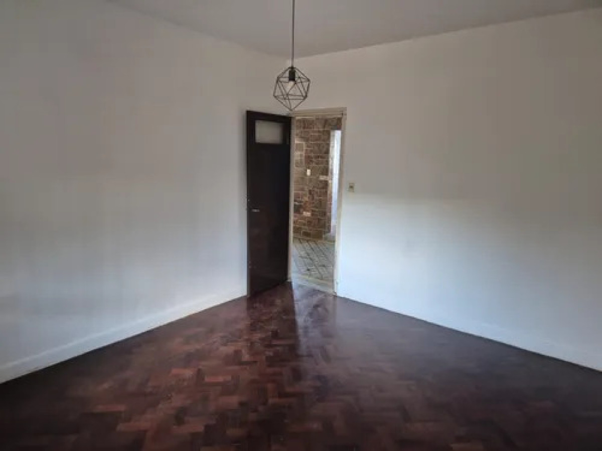 Casa ID.11060 - Alquiler Casa De Altos 2 Dormitorios Parrillero En Brazo Oriental