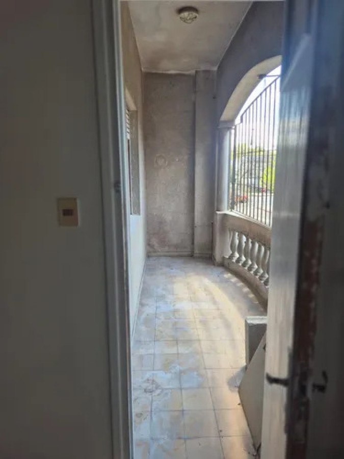 Casa ID.11060 - Alquiler Casa De Altos 2 Dormitorios Parrillero En Brazo Oriental