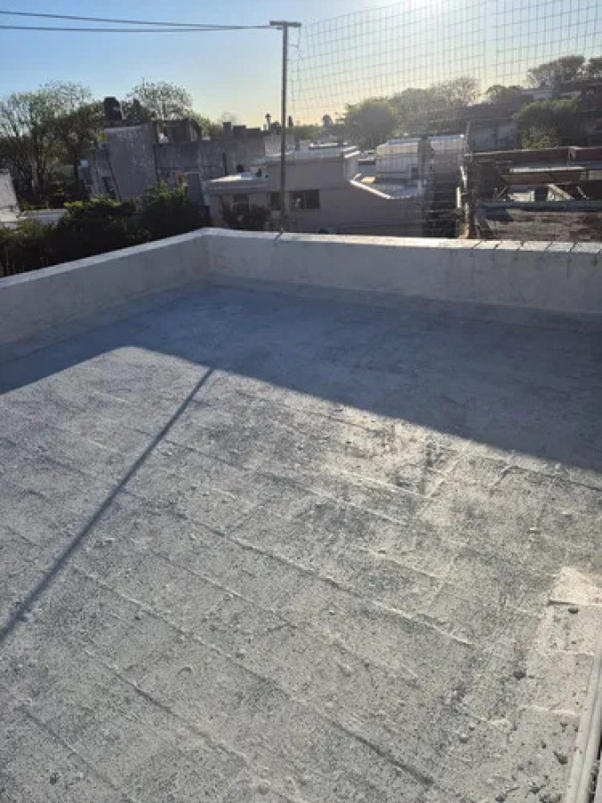 Casa ID.11060 - Alquiler Casa De Altos 2 Dormitorios Parrillero En Brazo Oriental