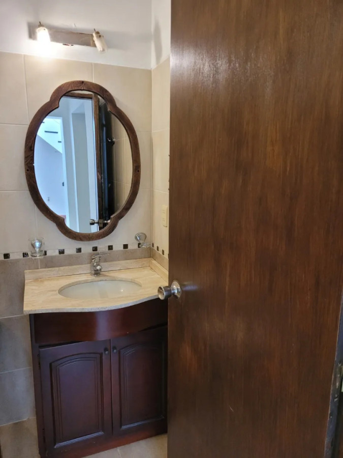 Casa ID.11170 - Hermosa Casa De 3 Dorm A Pocas Cuadras De Tres Cruces Shopping