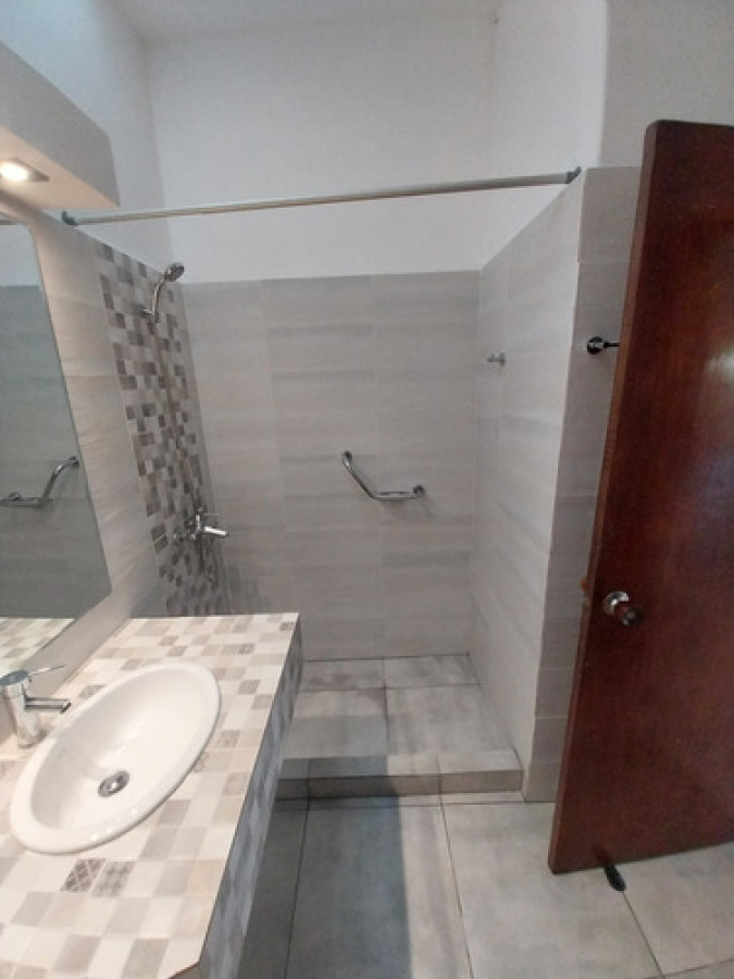 Casa ID.11702 - Alquiler de casa 2 dormitorios en Buceo