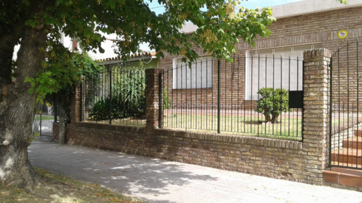 Casa ID.11702 - Alquiler de casa 2 dormitorios en Buceo