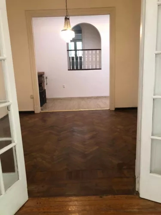 Casa ID.11821 - Venta De Casa 5 Dormitorios Con Garaje Y Patio En Punta Carretas 