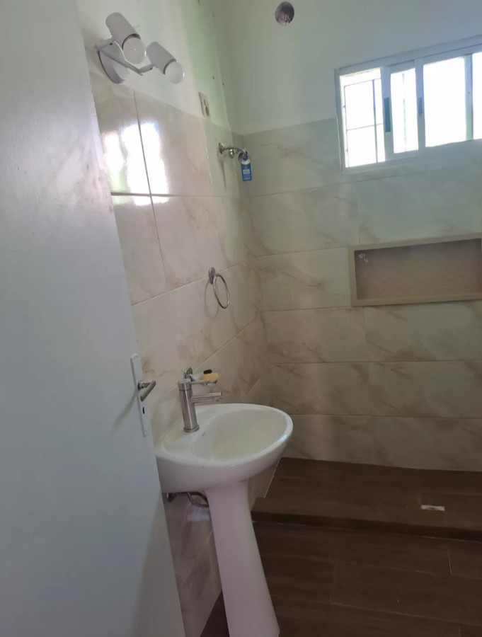 Casa ID.12075 - Alquiler de casa 4 dormitorios en Malvin Norte