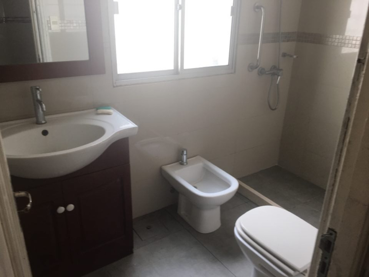 Casa ID.12159 - Alquiler de casa 3 dormitorios en Pocitos