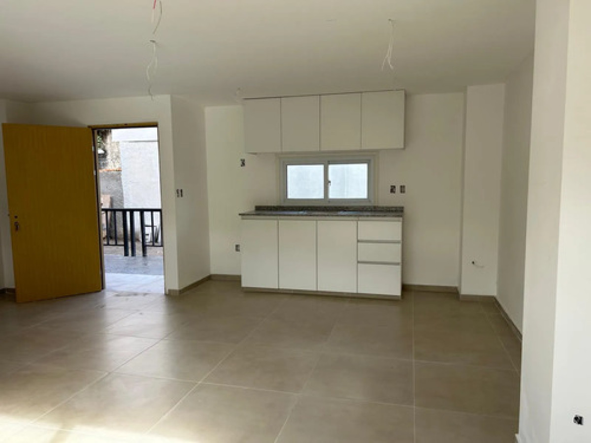 Casa ID.12250 - Alquiler Casa A Estrenar 2 Dormitorios Cochera Malvin Norte
