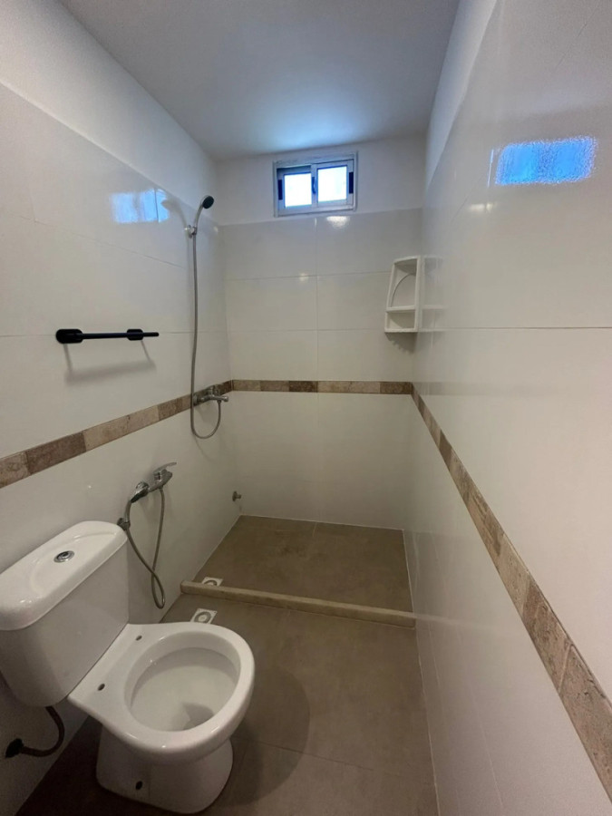 Casa ID.12397 - Alquiler de casa 3 dormitorios en Malvin Norte