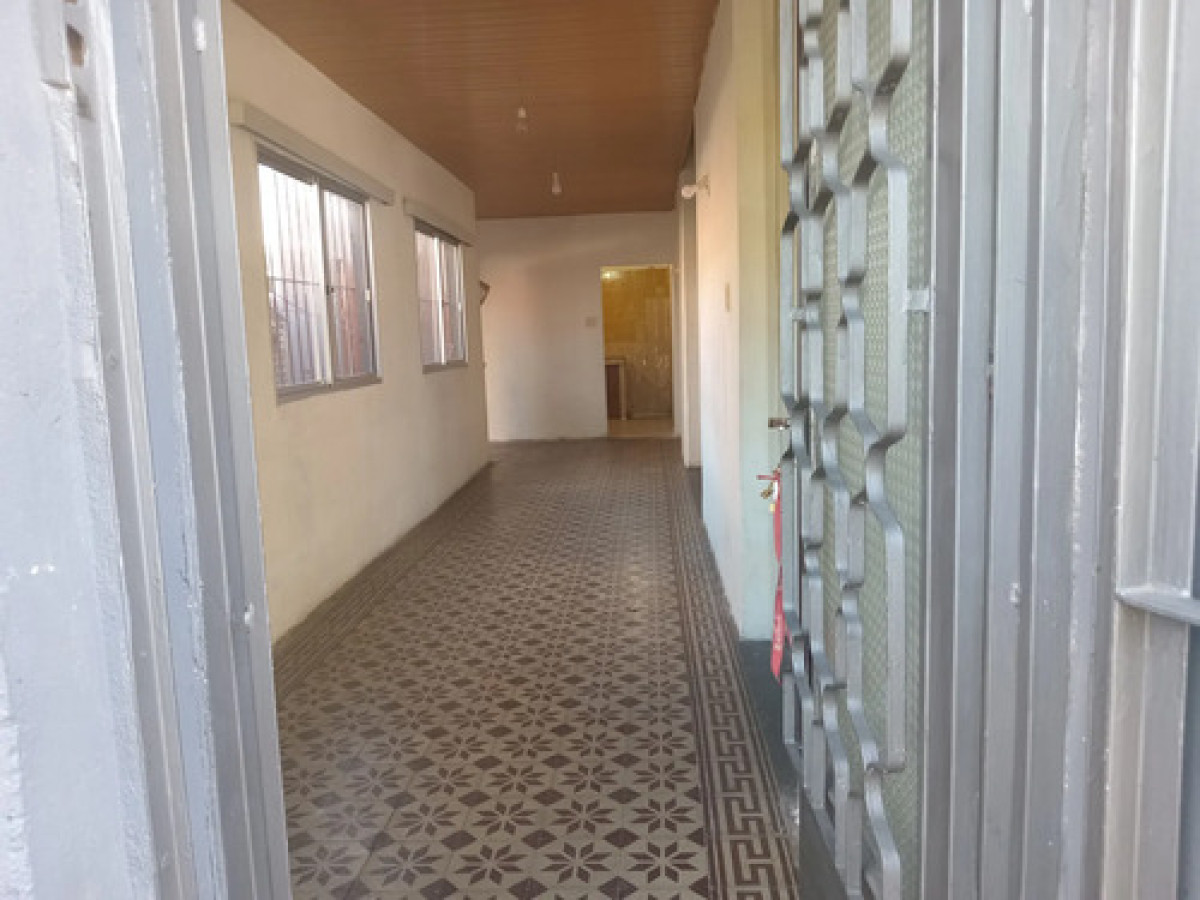 Casa ID.12412 - Alquiler De Casa 2 Dormitorios Patio Sin Gastos En Cerrito