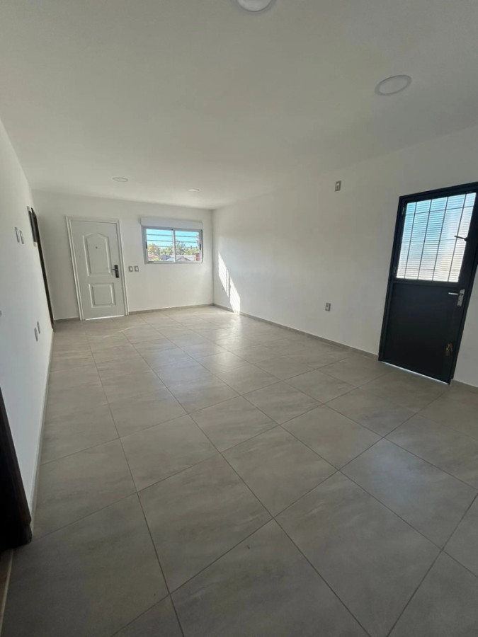 Casa ID.12422 - Alquiler Casa A Nuevo 3 Dormitorios Cochera En Malvin Norte