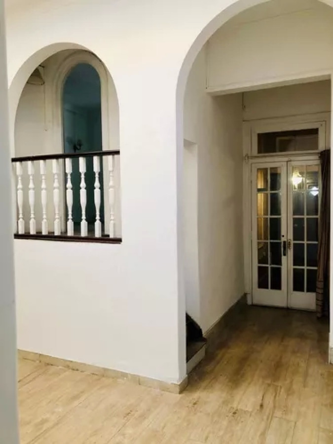 Casa ID.12515 - Venta Casa Amplia De 5 Dormitorios 4 Baños Garaje Punta Carretas 