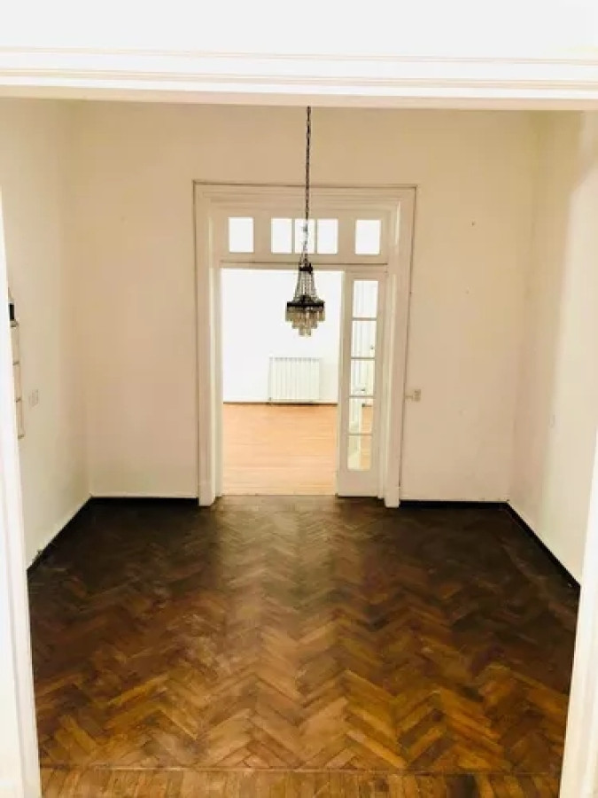 Casa ID.12515 - Venta Casa Amplia De 5 Dormitorios 4 Baños Garaje Punta Carretas 
