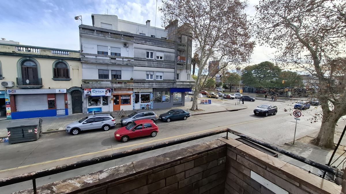Casa ID.12789 - Venta Casa PH Brazo Oriental 3 Dormitorios Terraza Parrillero En Brazo Oriental