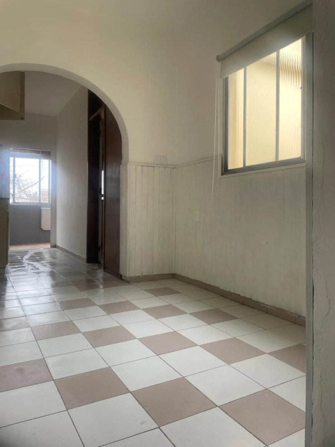 Casa ID.12970 - Alquiler Casa De Altos 2 Dormitorios Terraza Con Parrillero En Larrañaga