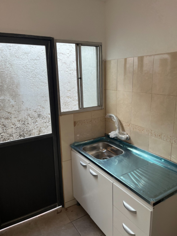 Casa ID.13097 - Alquiler Casa 3 Dormitorios Amplia Con Patio Y Parrillero En Unión