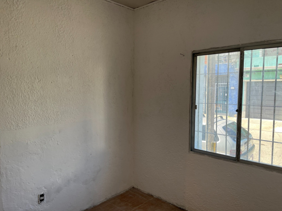 Casa ID.13097 - Alquiler Casa 3 Dormitorios Amplia Con Patio Y Parrillero En Unión