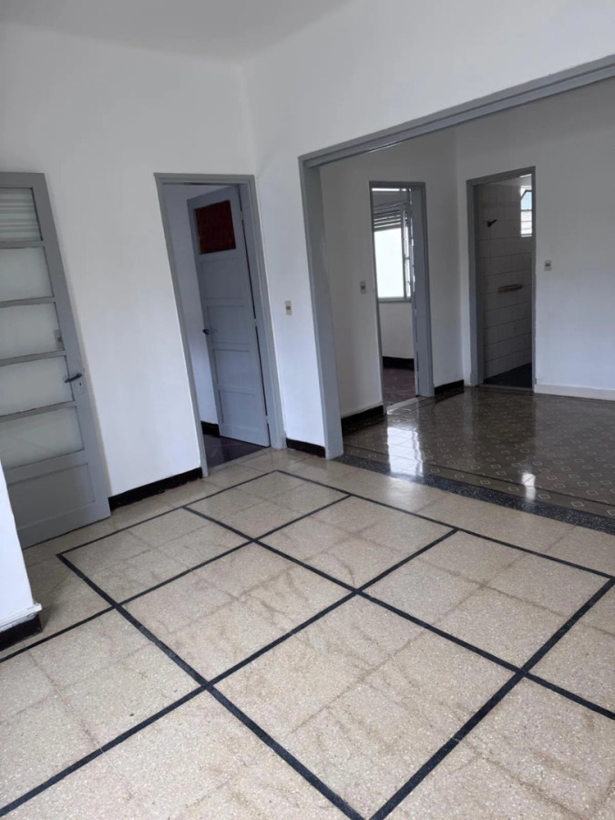 Casa ID.13222 - Alquiler Casa Planta Baja 2 Dormitorios Patio Sin Gastos Comunes En Buceo