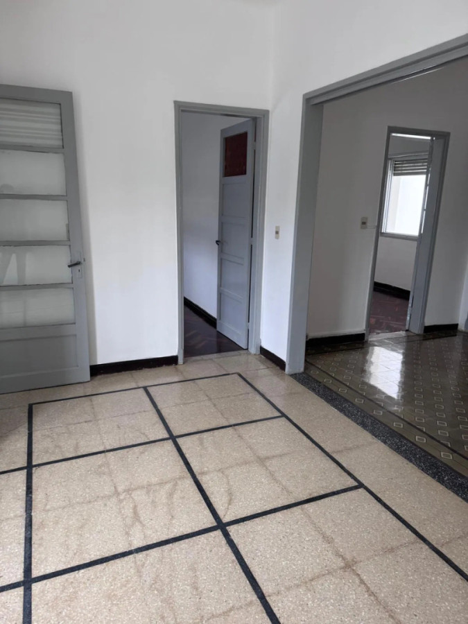 Casa ID.13222 - Alquiler Casa Planta Baja 2 Dormitorios Patio Sin Gastos Comunes En Buceo