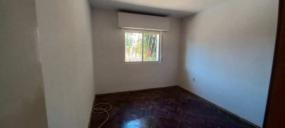 Casa ID.13283 - Alquiler Casa 2 Dormitorios Patio Con Parrillero Sin Gastos Comunes En Malvin