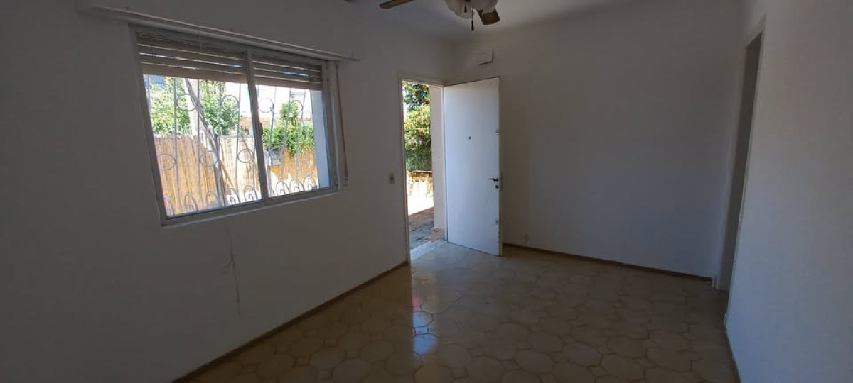 Casa ID.13283 - Alquiler Casa 2 Dormitorios Patio Con Parrillero Sin Gastos Comunes En Malvin
