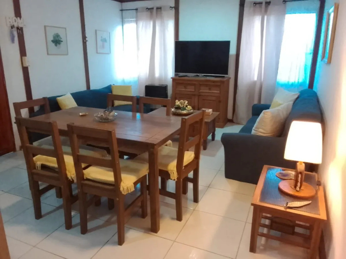 Casa ID.10704 - Linda Casa en Salinas De 3 Dormitorios Con Cochera Y Jardin