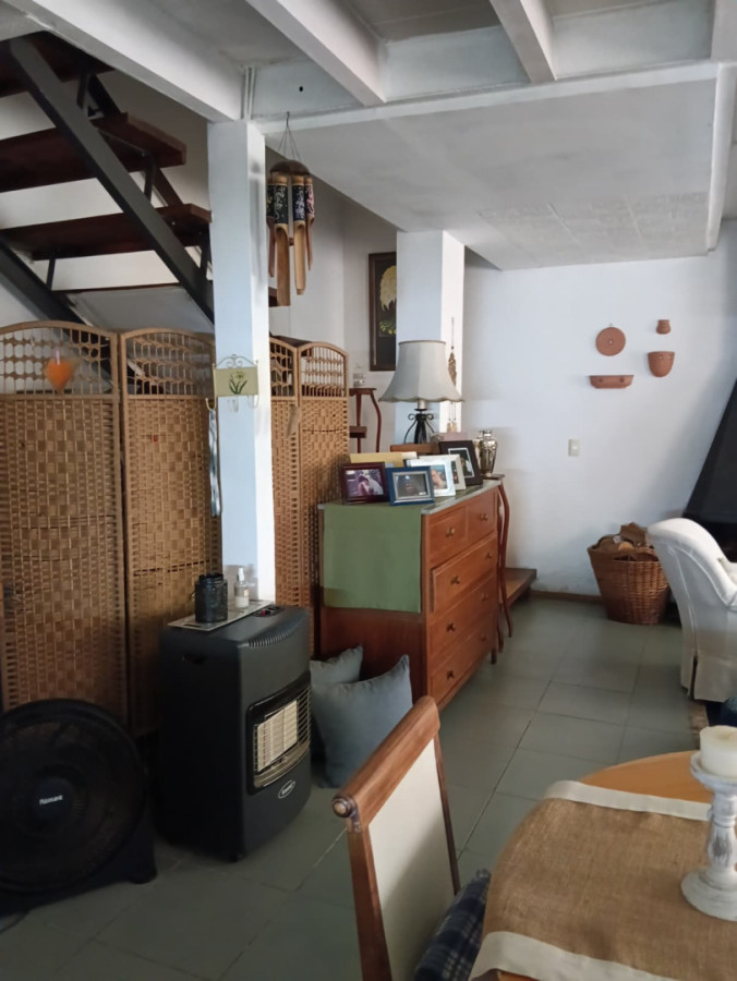 Casa ID.11994 - ALQUILER AMPLIO APTO TIPO CASA EN EL PRADO AMUEBLADO 3 DORMITORIOS 2 BAÑOS Y COCHERA!