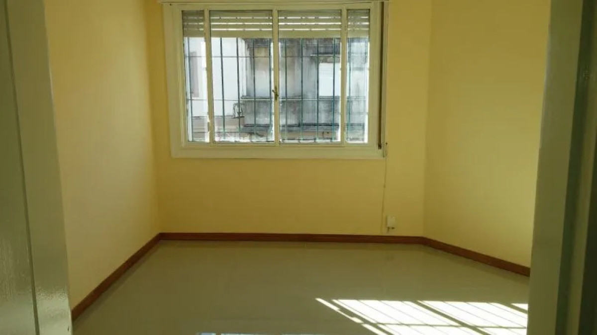 Casa ID.12605 - Alquiler Casa De Altos 3 Dormitorios Sin Gastos En Pocitos