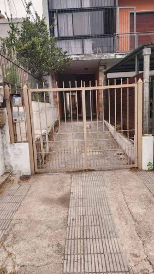 Casa ID.10741 - Linda Casa De 1 Dormitorio Con Cochera