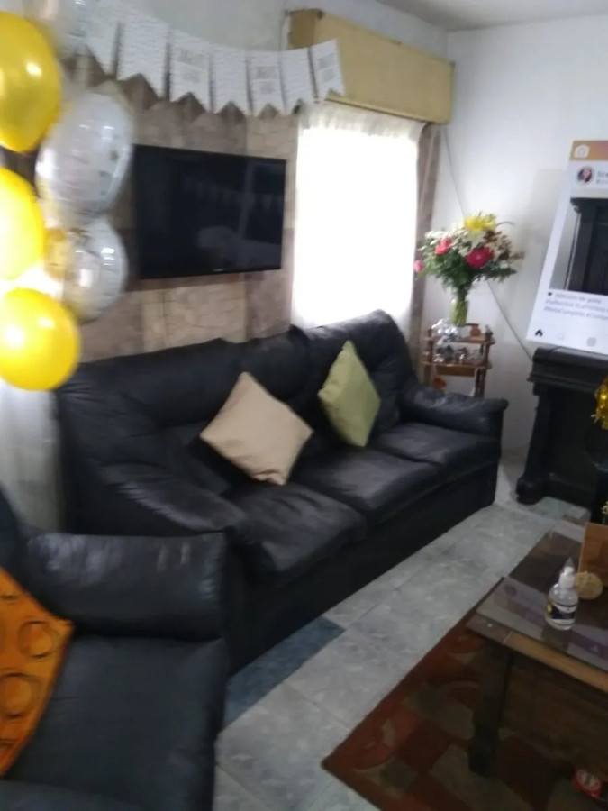 Casa ID.176 - Hermosa Casa En Union! 3 Dormitorios Y 2 Cocheras!