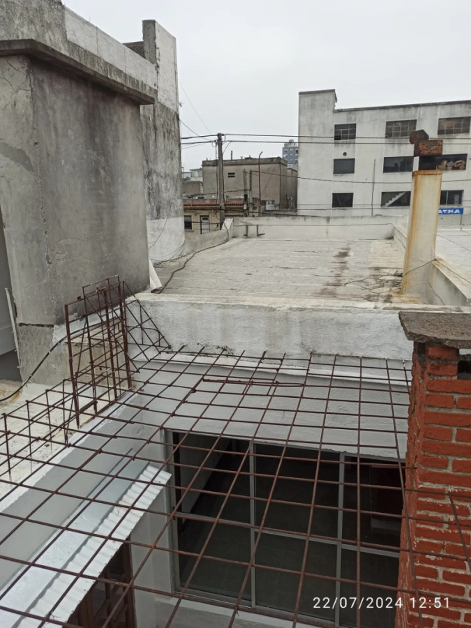 Casa ID.12860 - Alquiler Casa 3 Dormitorios 2 Baños Con Patio Y Parrillero Azotea Sin Gastos En Mercado Modelo