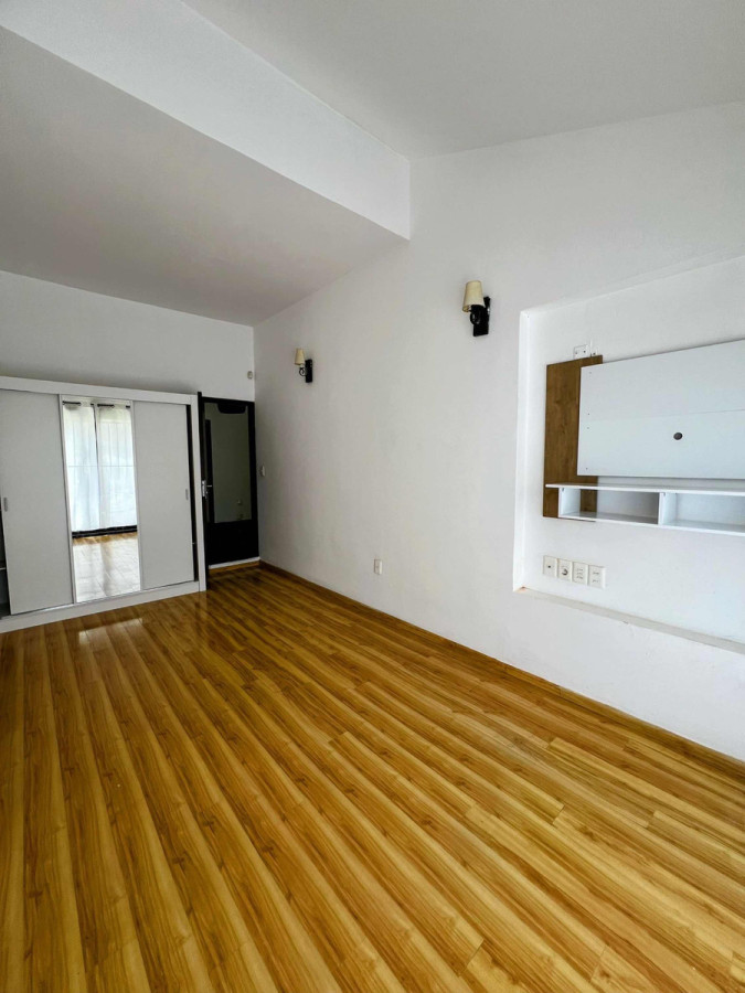 Casa ID.7327 - Hermosa Casa De 2 Dorm, Cochera, Parrillero, Barbacoa En Malvin