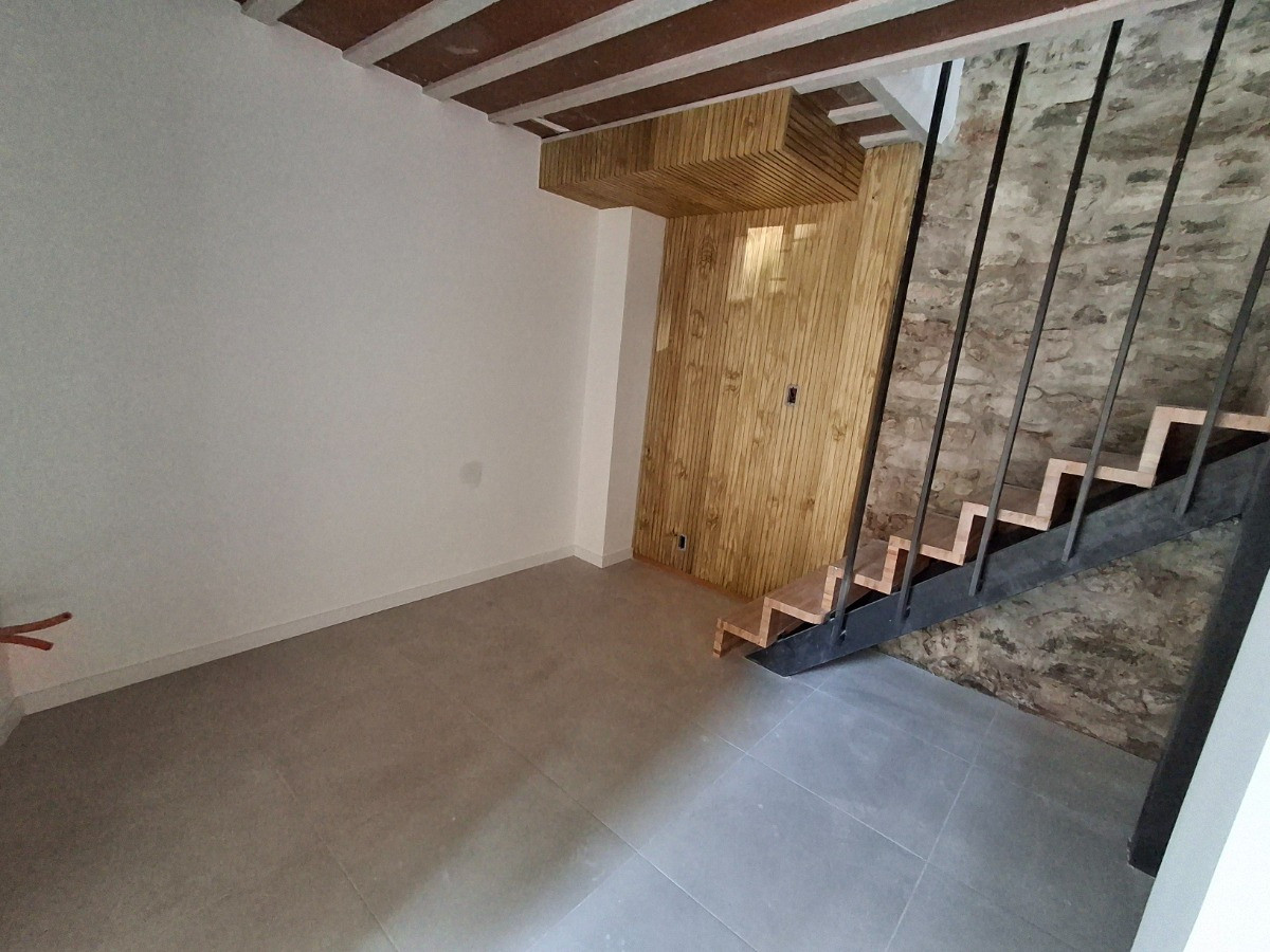 Casa ID.8004 - Venta Casa Dúplex A Estrenar 2 Dormitorios Patio En Cordón