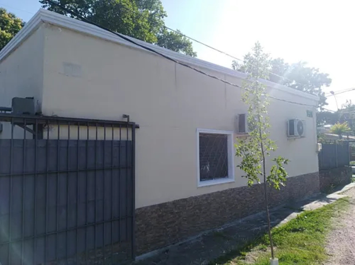 Casa ID.10586 - Hermosa Casa de 3 Dorm, Cochera, Parrillero y Patio 