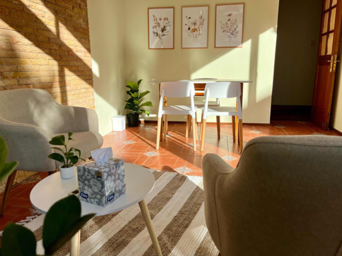 Casa ID.10555 - Hermosa Casa Ideal Empresa, U Hogar Con Cochera