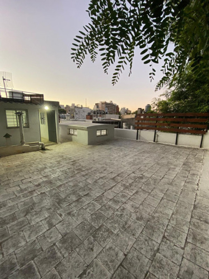 Casa ID.10821 - Oportunidad en Pocitos! Casa En Alquiler 3 Dormitorios, Balcón, Mascotas Bienvenidas!