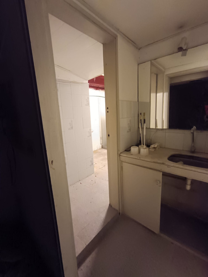 Casa ID.6763 - Venta Casa A Reciclar En Parque Rodó Para Vivienda O Empresa