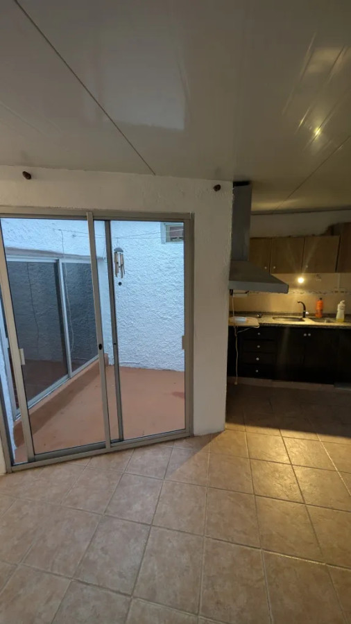 Casa ID.10660 - Alquiler Casa 2 Dormitorios 2 Baños Cochera En Puerto Buceo