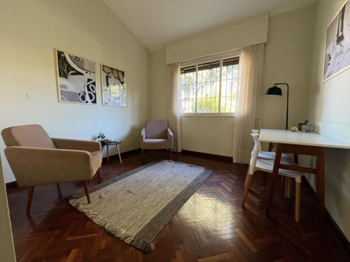 Casa ID.10555 - Hermosa Casa Ideal Empresa, U Hogar Con Cochera