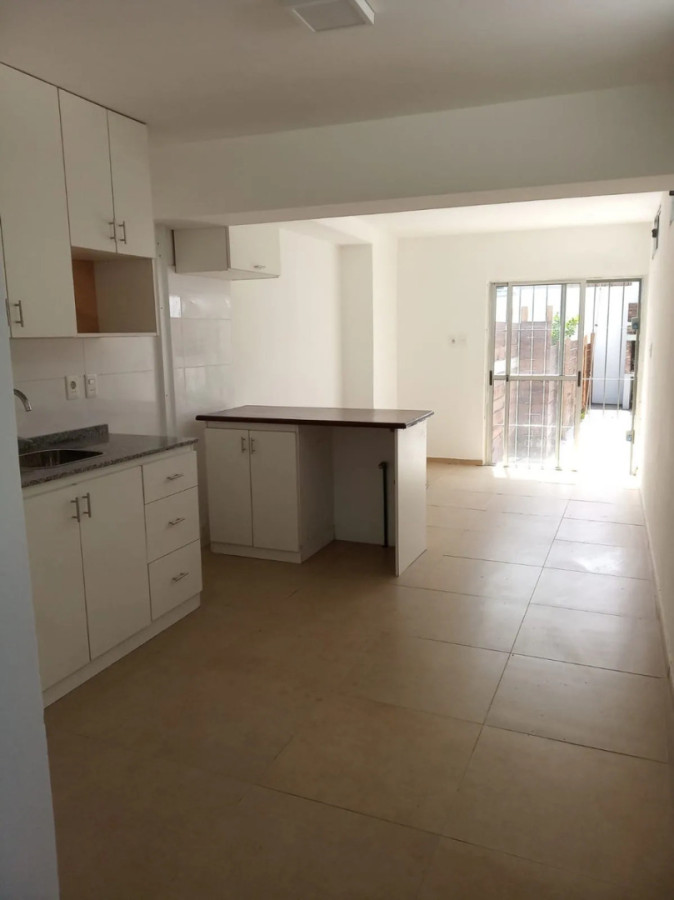 Casa ID.12963 - Alquiler Casa De 2 Dormitorios Patio Con Parrillero Sin Gastos Comunes En Paso Molino