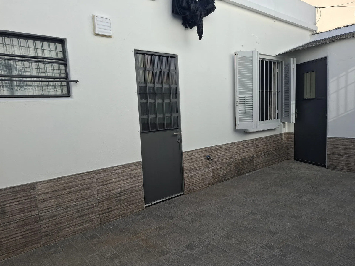Casa ID.12703 - Alquiler Casa 2 Dormitorios Patio Parrillero Cochera Sin Gastos En Prado
