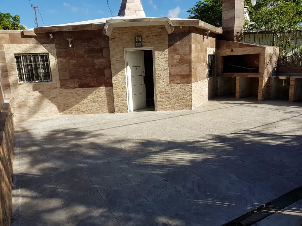 Casa ID.4901 - Casa De 2 Dormitorios Cochera Belvedere Sin Gastos Comunes