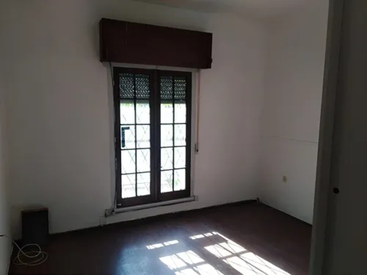 Casa ID.10586 - Hermosa Casa de 3 Dorm, Cochera, Parrillero y Patio 