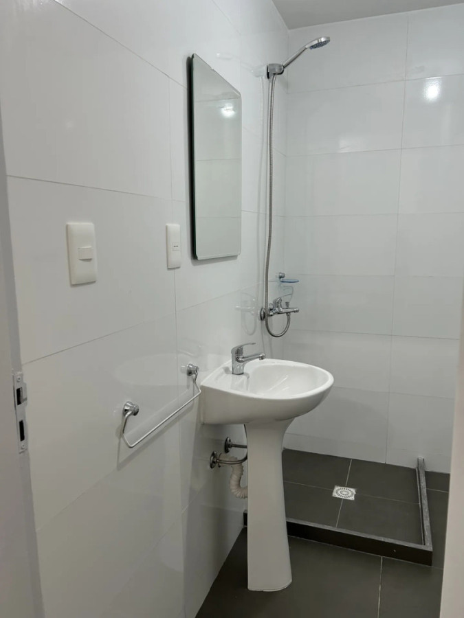 Casa ID.13142 - Alquiler Casa A Nueva De 2 Dormitorios Sin Gastos Comunes En La Comercial