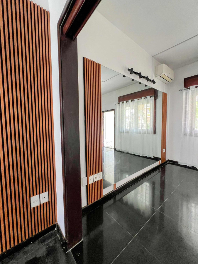 Casa ID.7327 - Hermosa Casa De 2 Dorm, Cochera, Parrillero, Barbacoa En Malvin