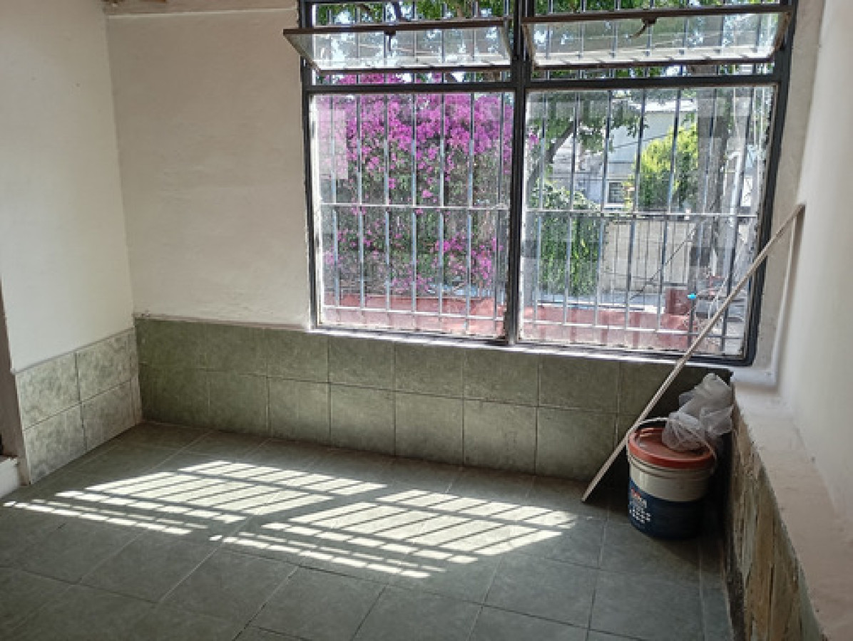 Casa ID.11414 - ALQUILER DE HERMOSA CASA DE CUATRO DORMITORIOS EN VILLA ESPAÑOLA